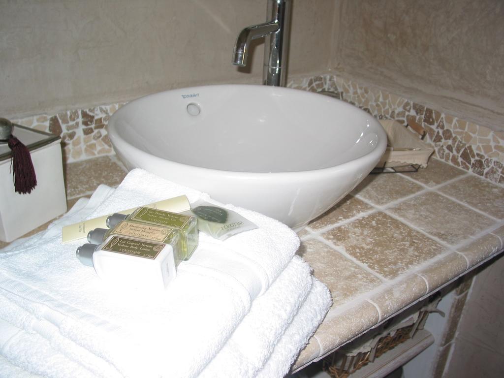 Mas De L'Olivette Bed & Breakfast โคทินยัค ห้อง รูปภาพ